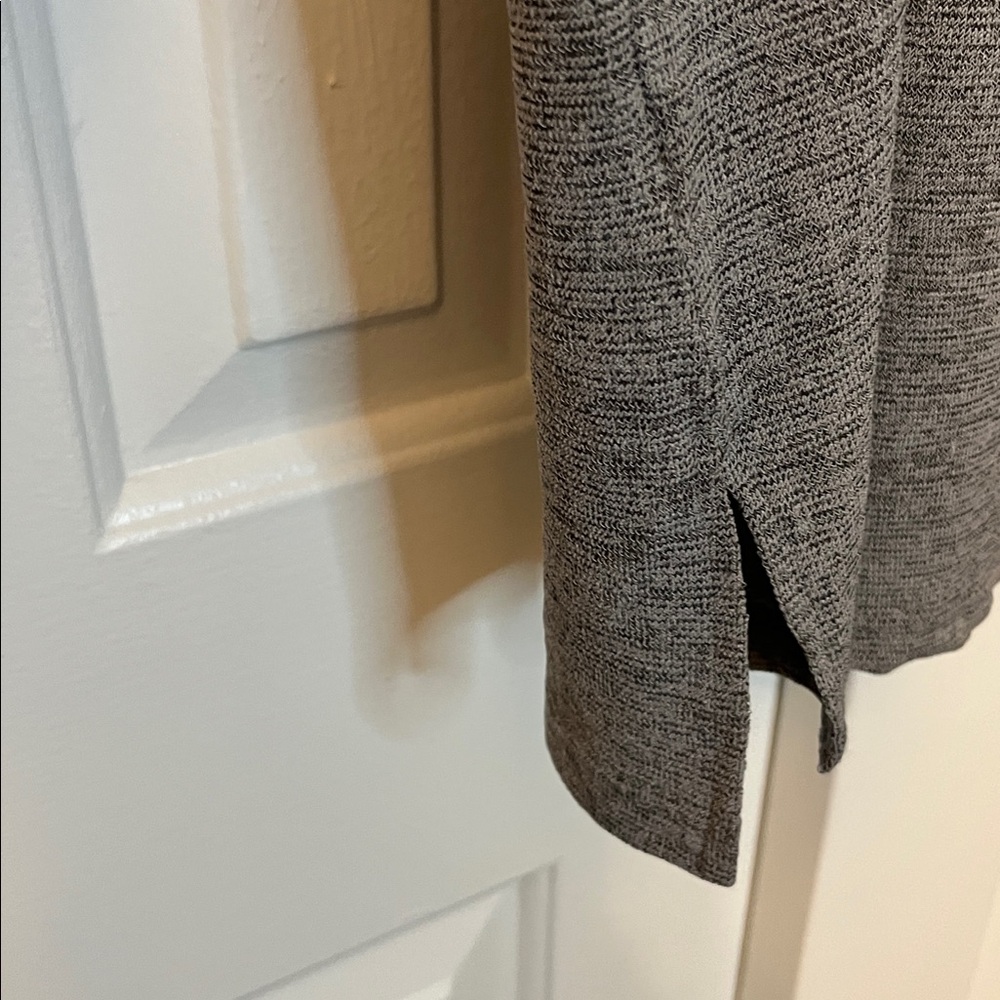Kori America‎ Boutique Long Sleeve Tunic Bell Sleeves Gray Size S - Picture 6 of 8